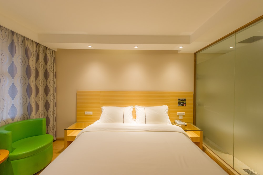 Deluxe Double Room photo 2