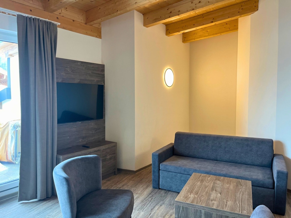 Apartment photo 1