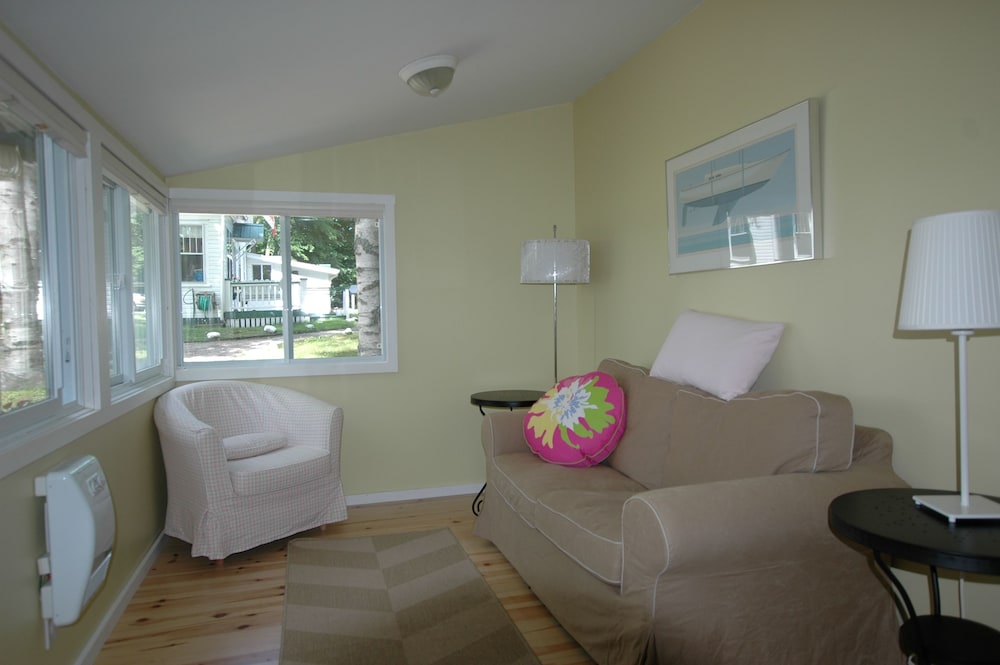 Cottage, 2 Bedrooms, Kitchen photo 2