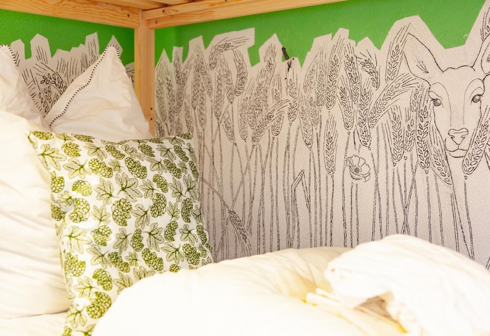 Bed in 4-bed dormitory photo 2