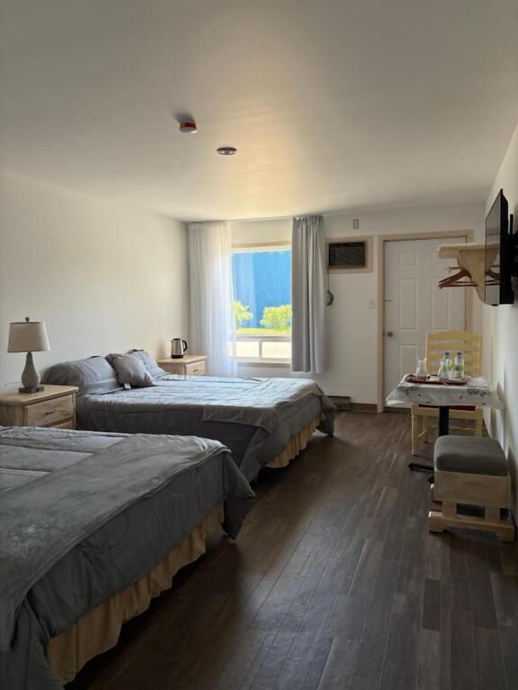 Family Double Room, Courtyard View photo 3