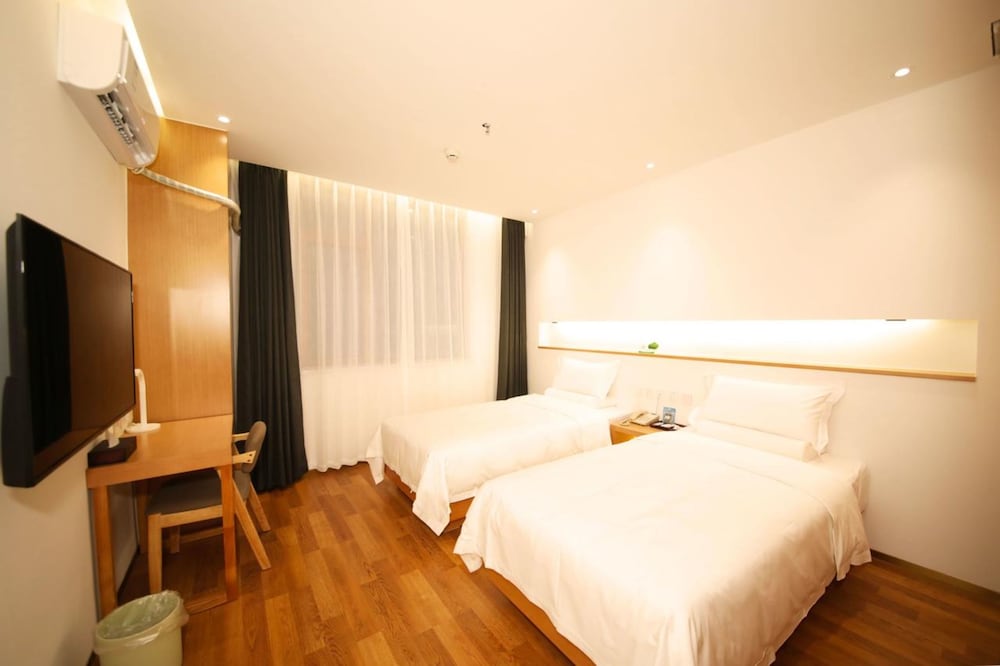 Business Twin Room