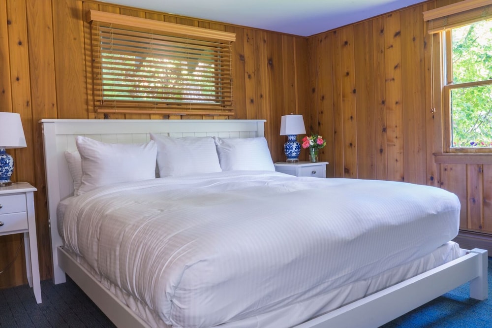 Classic Cottage, 2 Bedrooms photo 2