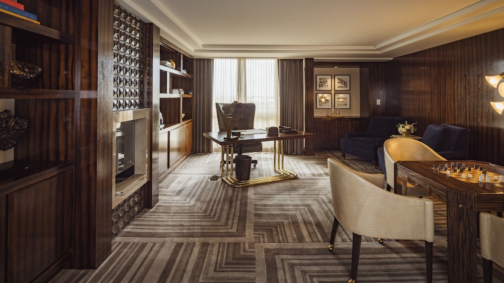 L'Ermitage Two Bedroom Suite