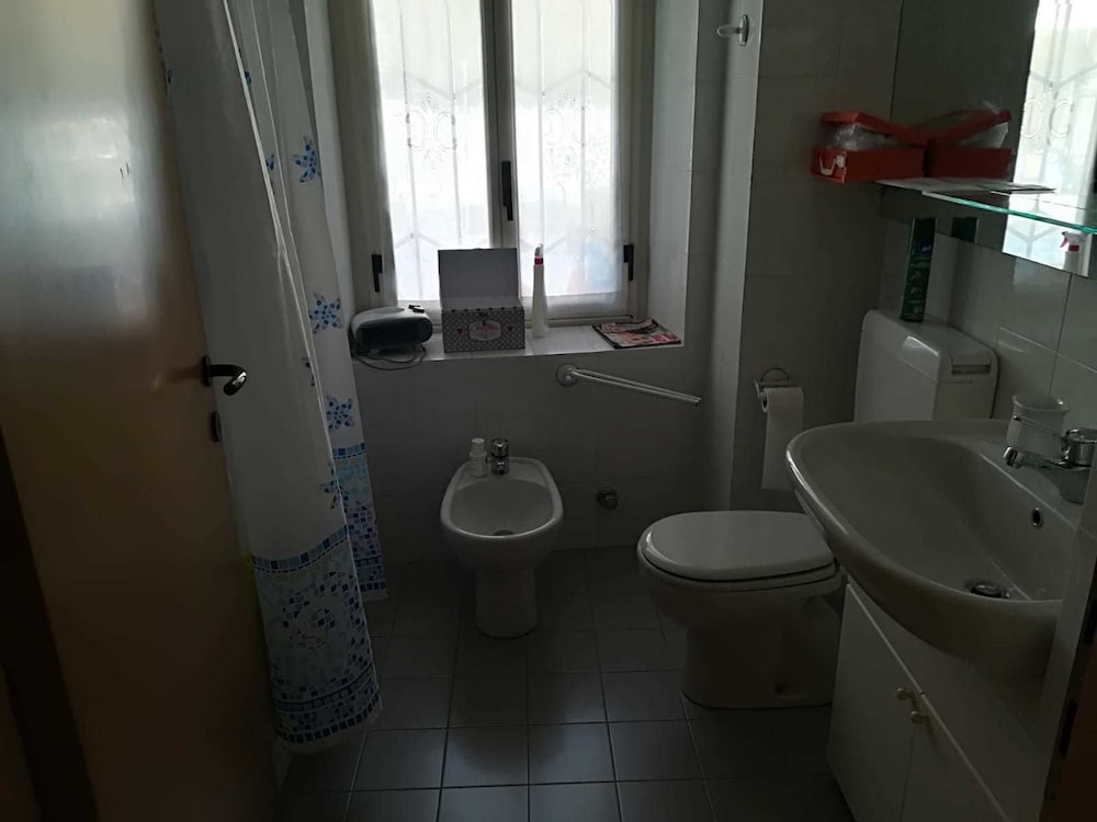 Traditional House, Multiple Beds photo 2