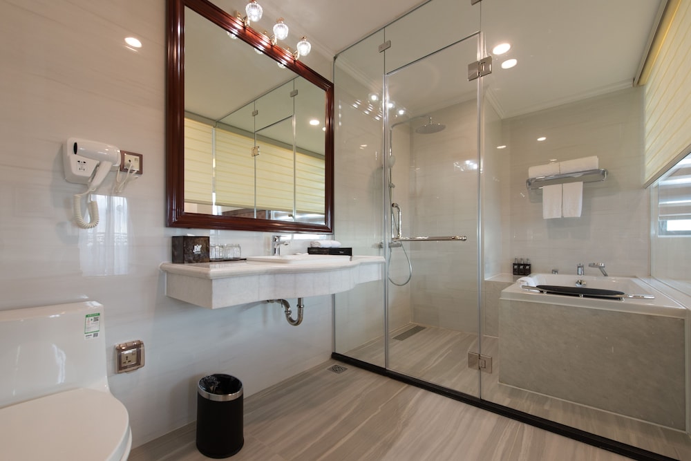 Superior Twin Room - Photo 3