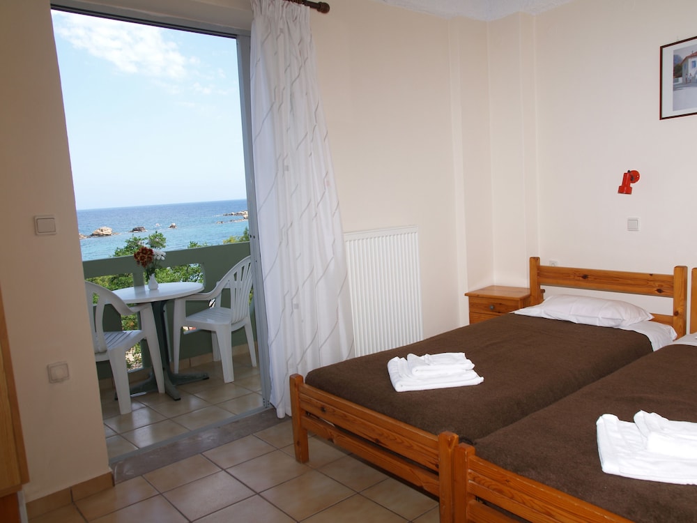Double or Twin Room, Sea View photo 1