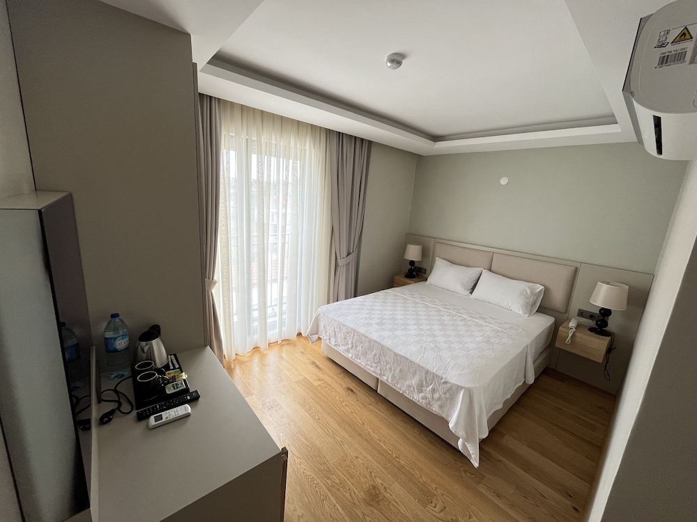Standard Double Room photo 3