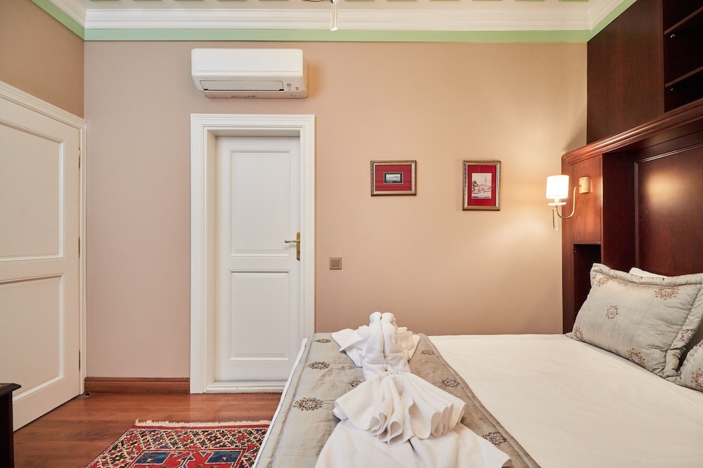 Standard Double Room, 1 Bedroom, Non Smoking photo 3