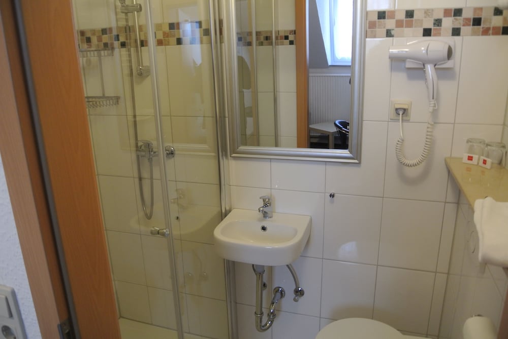 Double or Twin Room photo 3