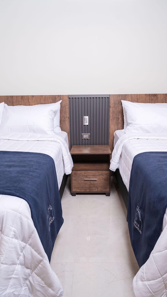 Deluxe Double Room, 2 Queen Beds photo 1