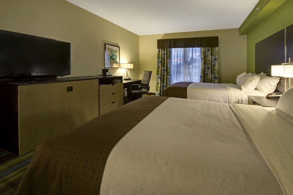 Standard Room, 2 Queen Beds - Photo 2