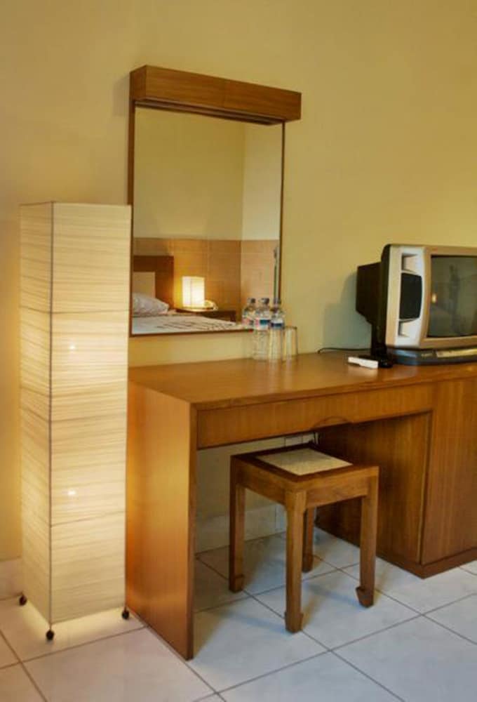 Standard Room photo 2