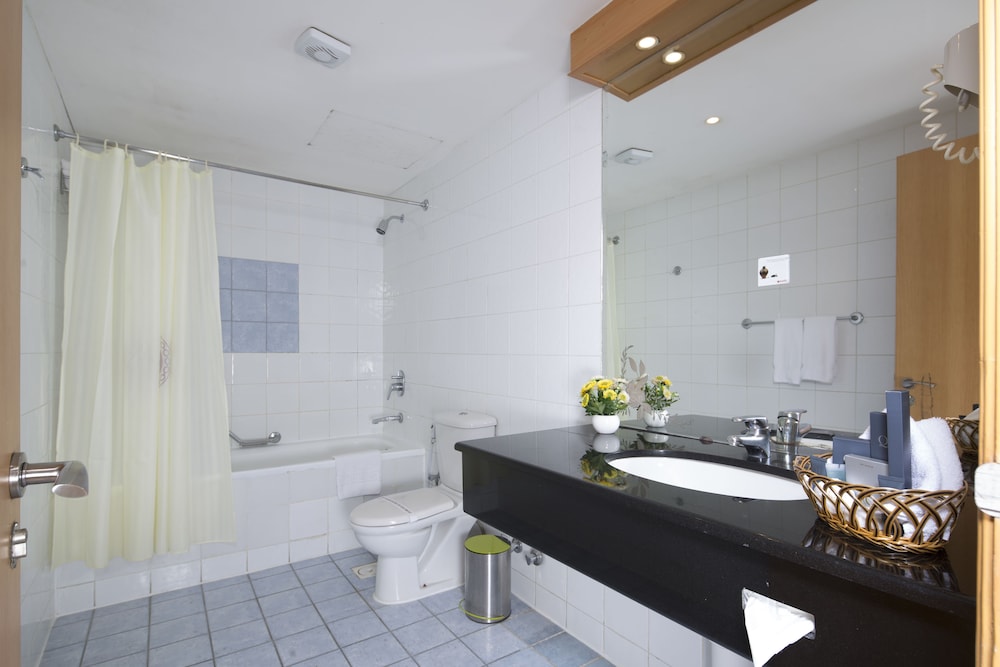 Standard Single Room, 2 Twin Beds photo 2