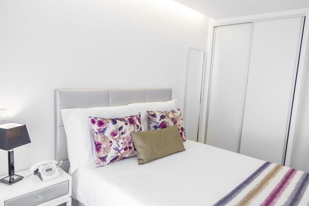 Apartment, Kitchenette