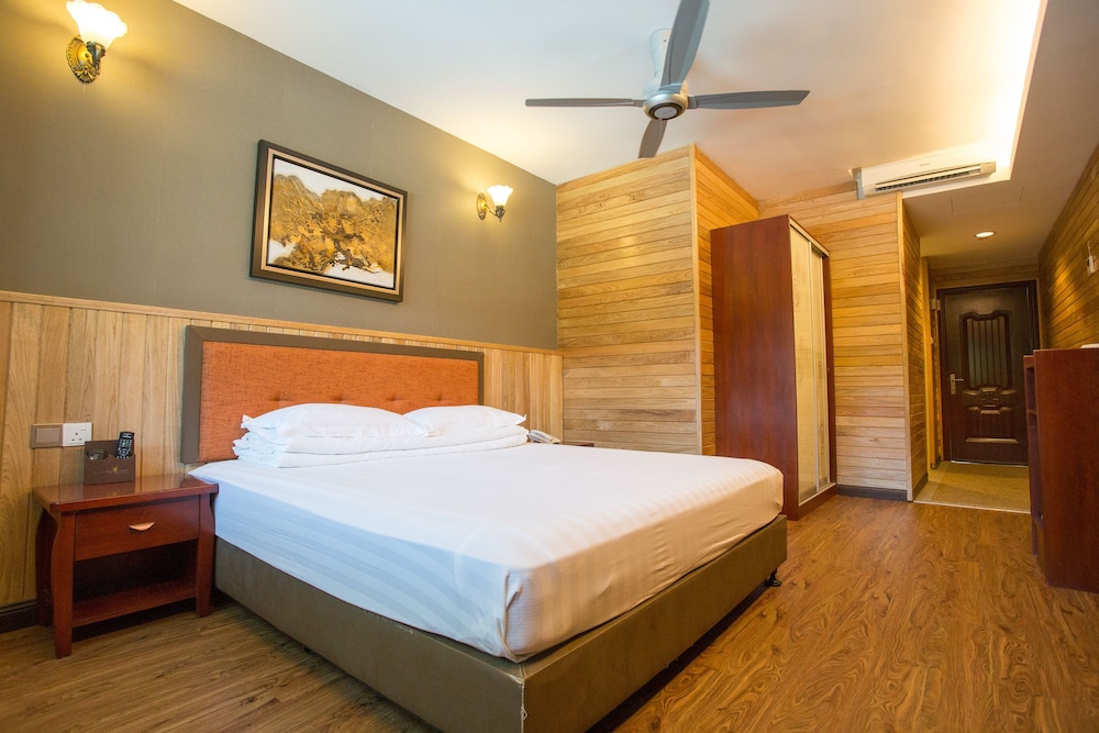 Deluxe Twin Room, Pool Access