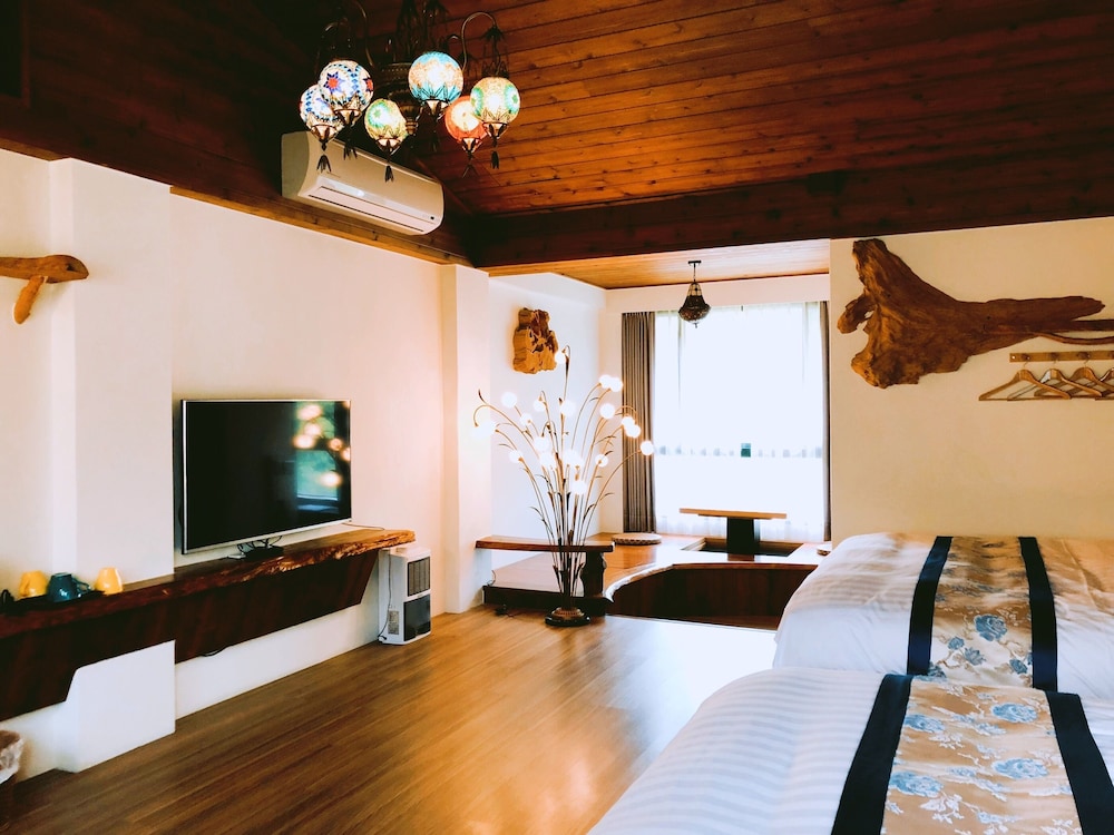 Signature Quadruple Room, 2 Double Beds, Resort View photo 3