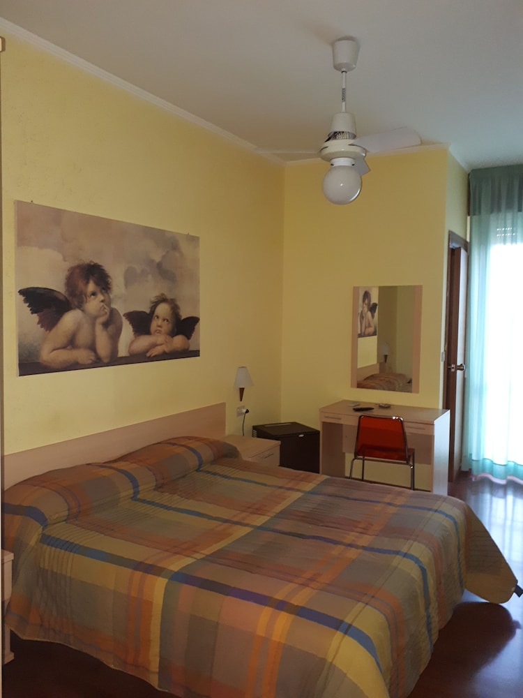 Double Room Single Use photo 2