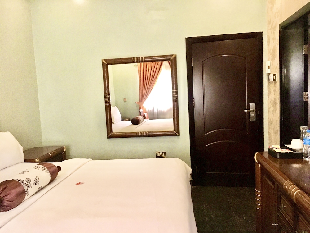 Standard Room - Photo 4