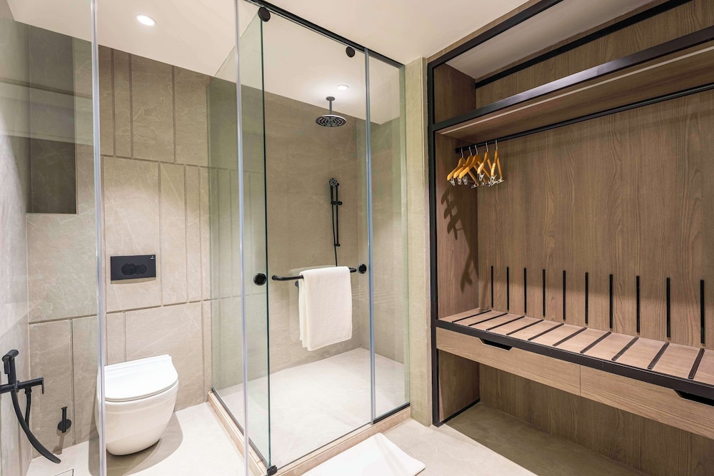 Executive Suite photo 3