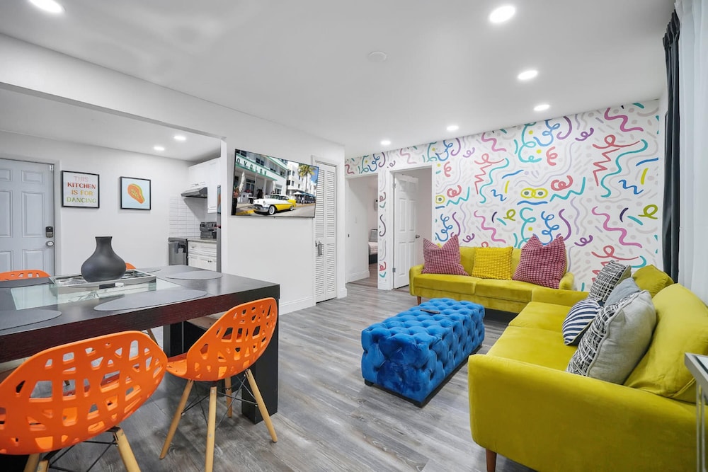 Apartment photo 1