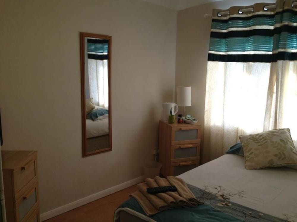 Room, 1 Bedroom, City View photo 2