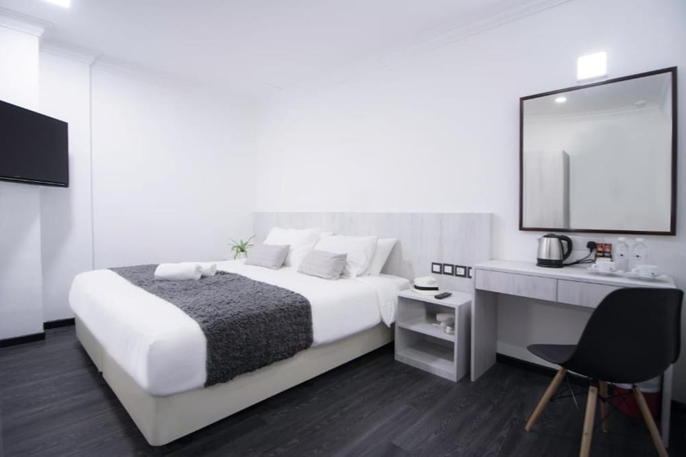 Superior Triple Room photo 3