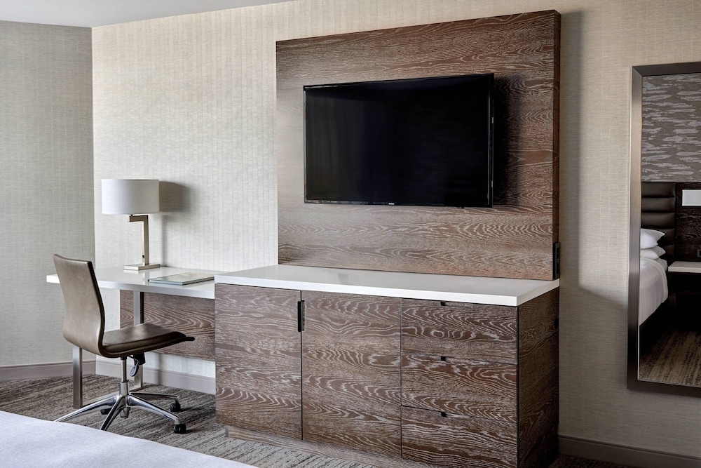 Room, 2 Queen Beds - Photo 2