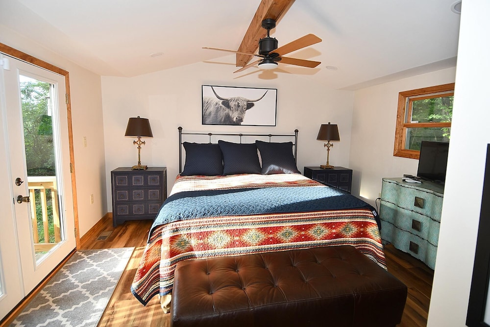 Cabin, Multiple Beds (Sleepy View Retreat - Natures Haven) photo 1