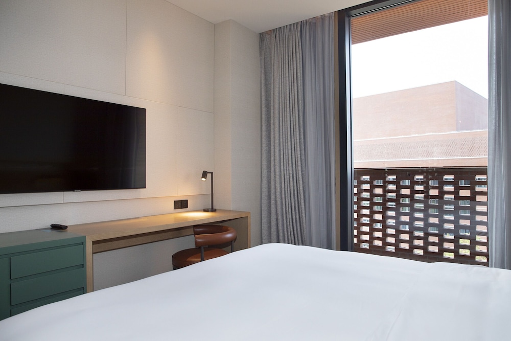 Room, 1 King Bed