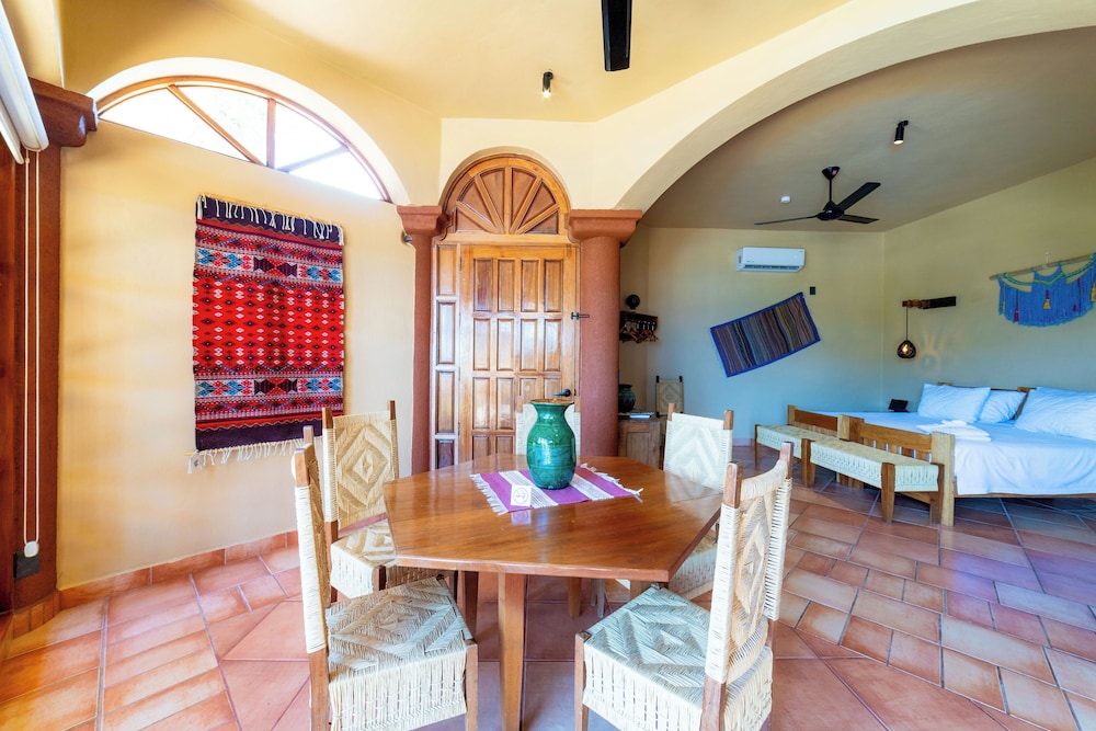 King Room With Sea View - Photo 2