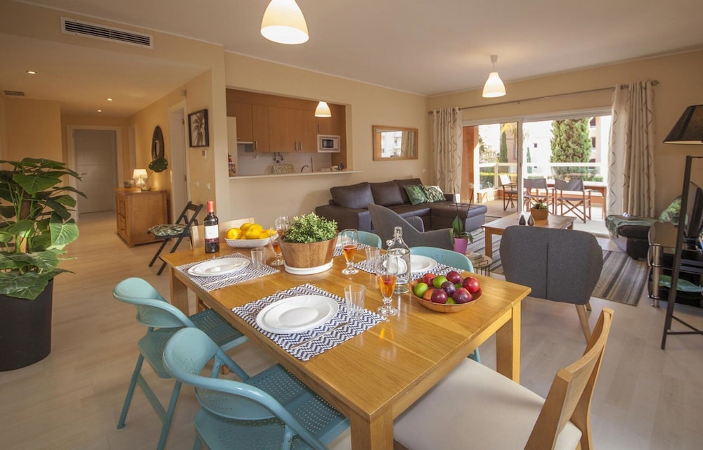 B02 - Fantastic Apartment With Pool Almost on the Sandy Beach, Photo 41