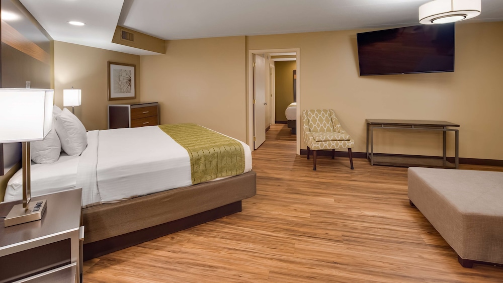Suite, Multiple Beds, Non Smoking, Kitchen (Walk-in Shower) photo 2