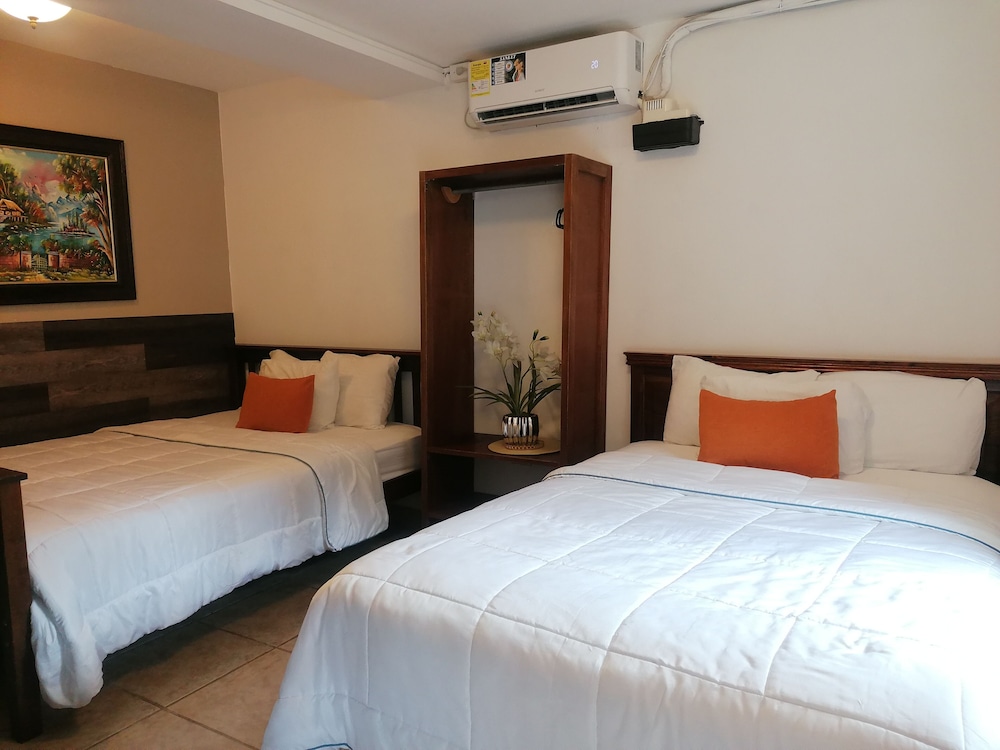 Double Room, 2 Double Beds photo 1