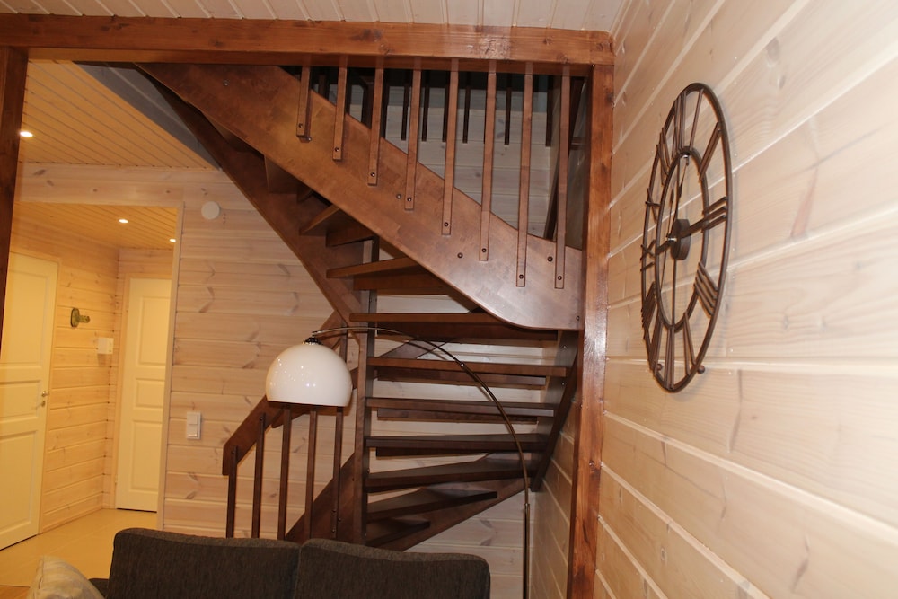Deluxe Apartment, 4 Bedrooms, Sauna photo 3