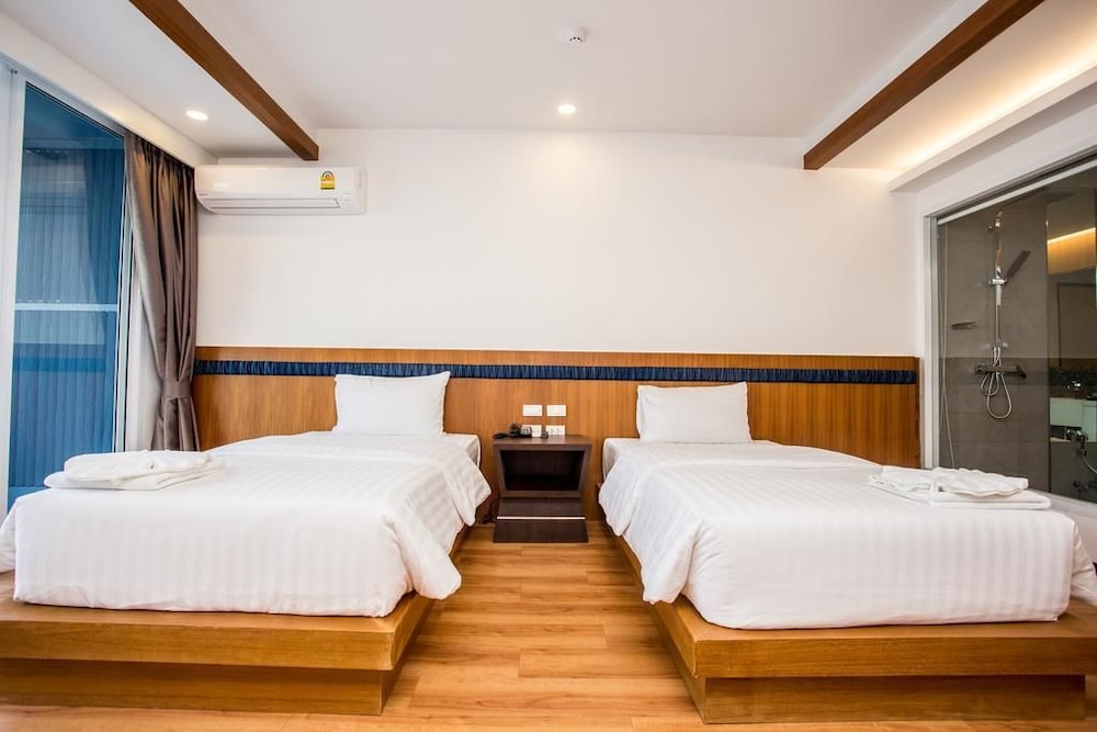 Superior Double or Twin Room photo 1