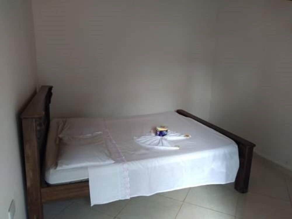 Economy Double Room, 2 Double Beds (With A/C) photo 2