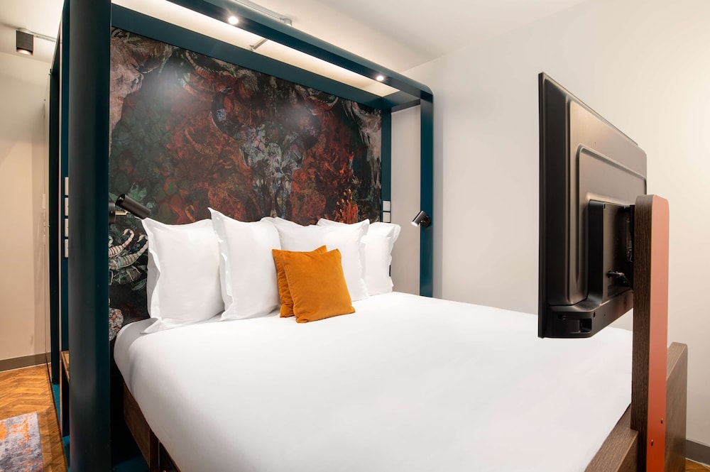 King Room (No Window) - Photo 11