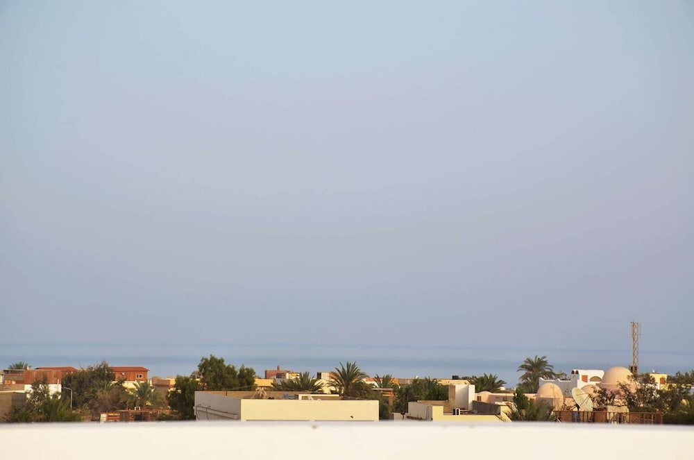 Luxury Studio, 1 Bedroom, Sea View, Ground Floor photo 2