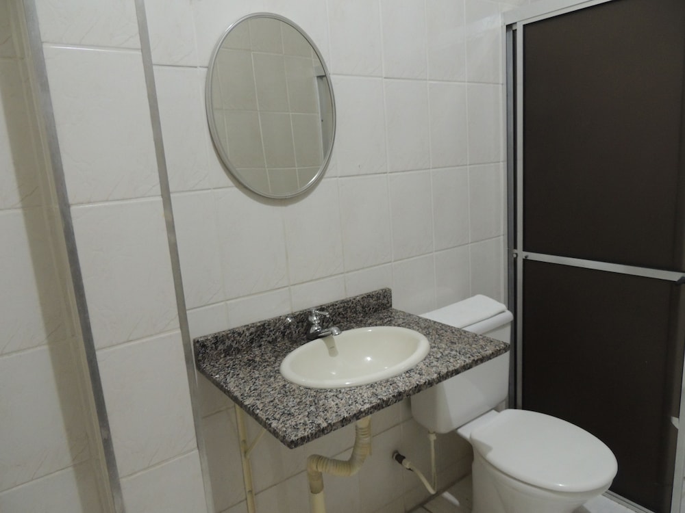 Standard Twin Room, 2 Twin Beds, Non Smoking photo 2