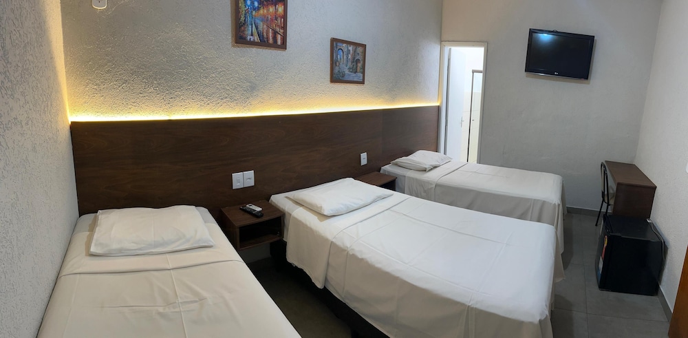 Standard Triple Room photo 2