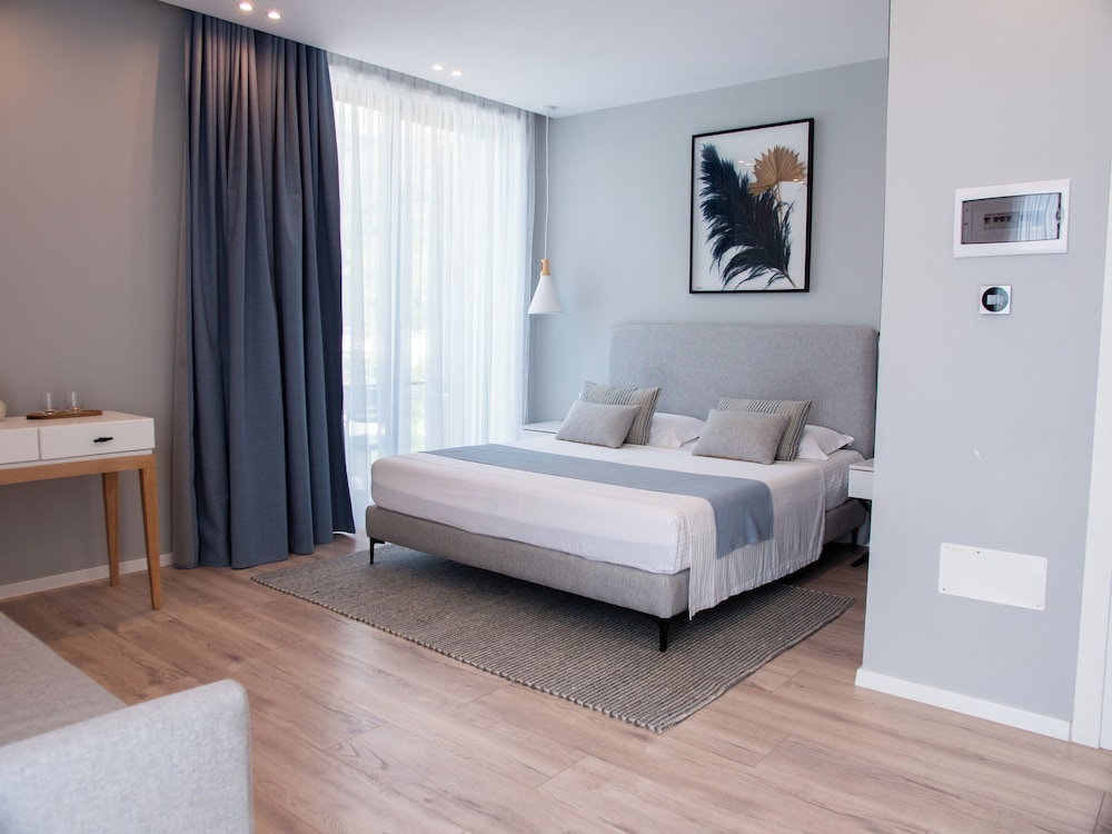 Junior Suite, Balcony, Beach View photo 1