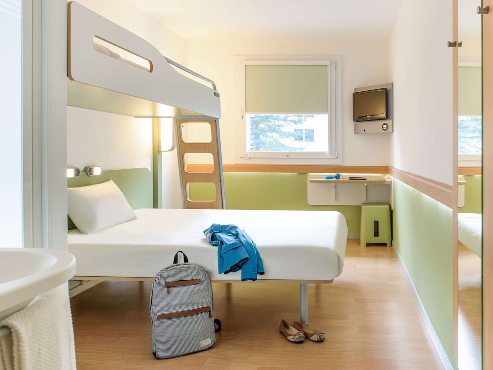 Standard Room, 1 Double Bed photo 3