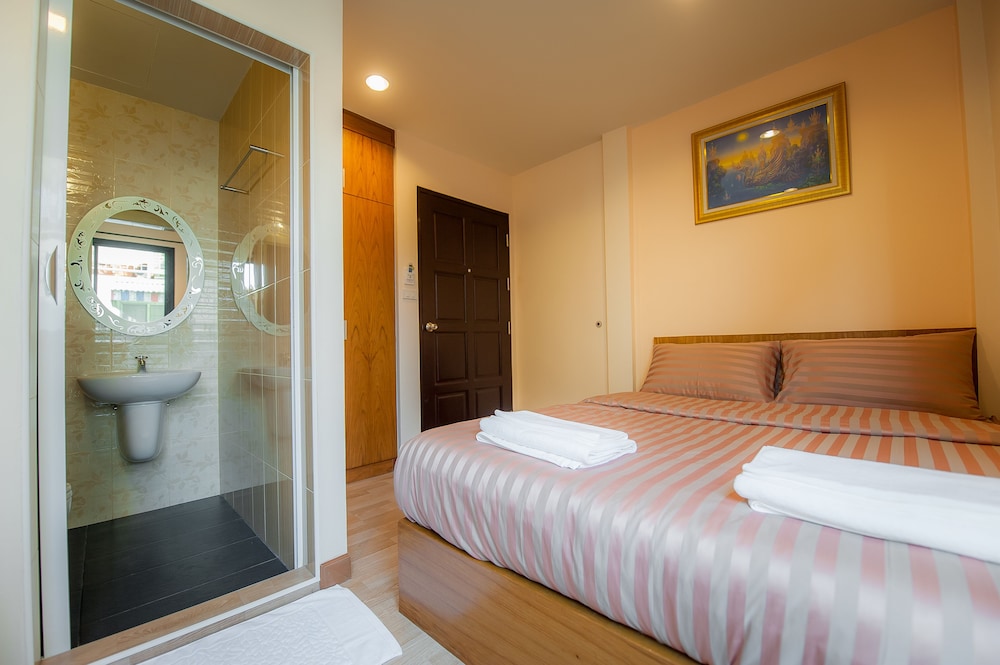 Deluxe Double Room photo 3