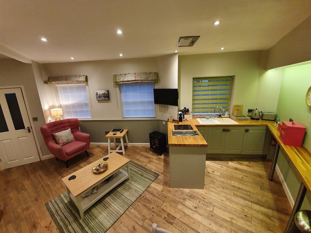 Comfort Suite photo 2