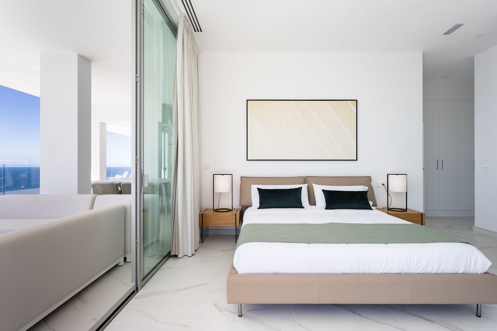 Suite, 2 Bedrooms, Private Pool (C3.2)