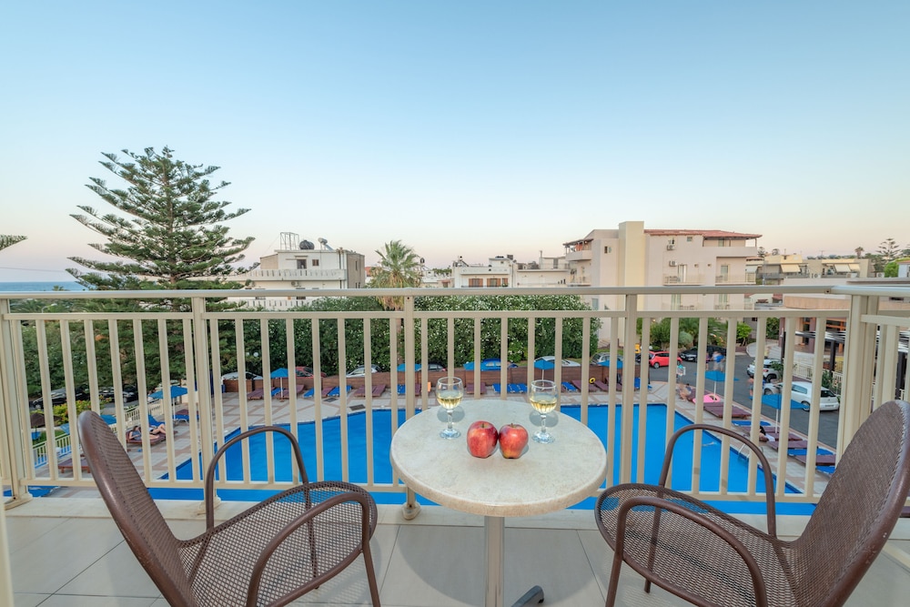 Quadruple Room, Garden View