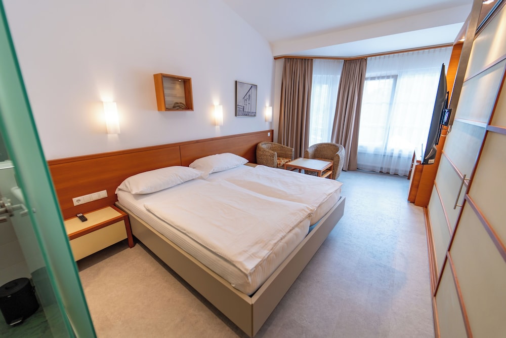 Classic Studio Suite photo 1