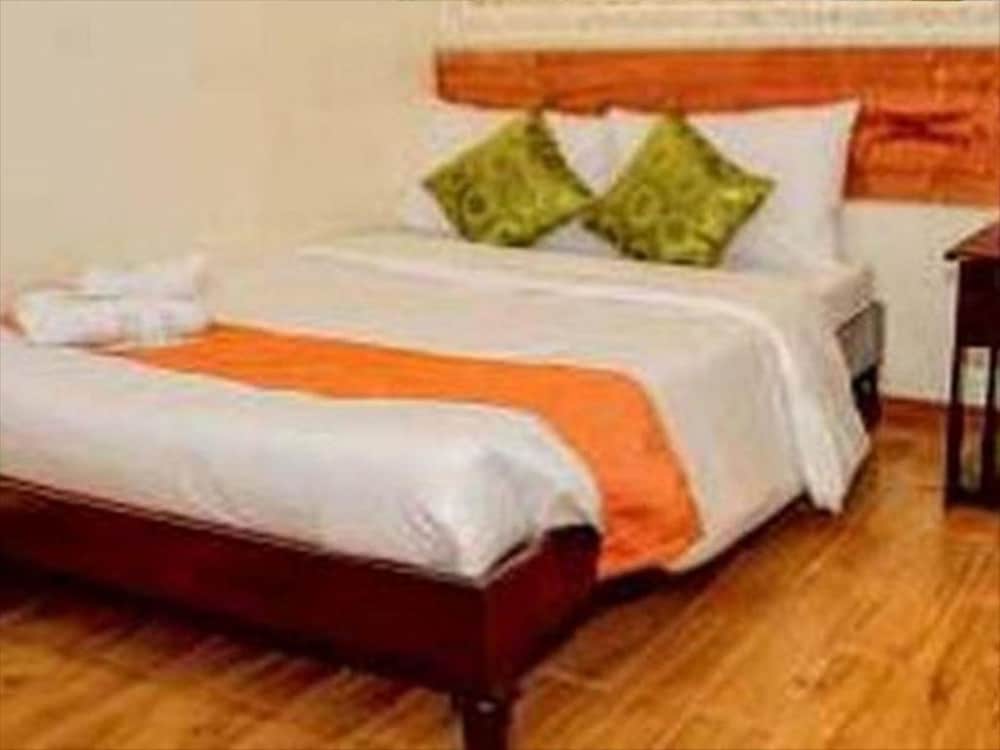Standard Room photo 2