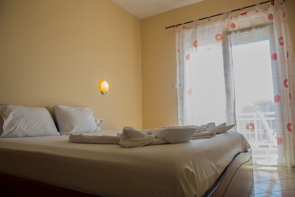 Suite, 2 Bedrooms, Sea View photo 2